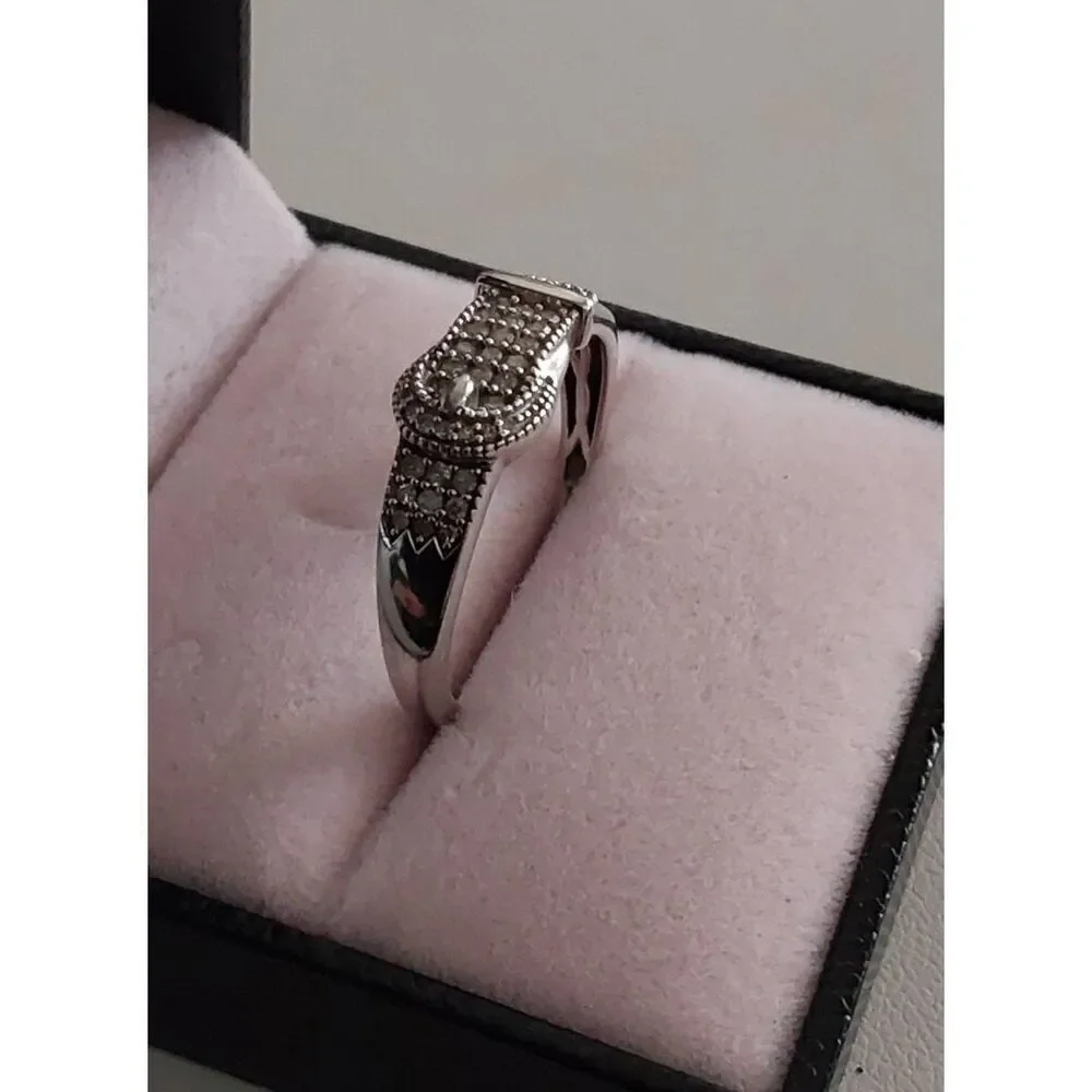 Trendy New 1/4 Carat Genuine Natural Diamond Buckle Design Ring Sz 10 - Picture 2 of 4